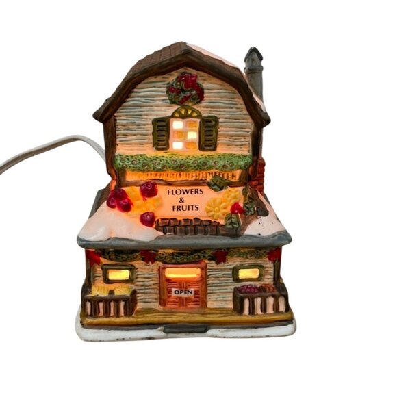 Vtg Christmas Village House Flowers & Fruits Shop Lighted Ceramic Holiday Decor - Picture 1 of 8